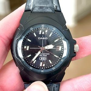 Casio watch without box. Working condition.